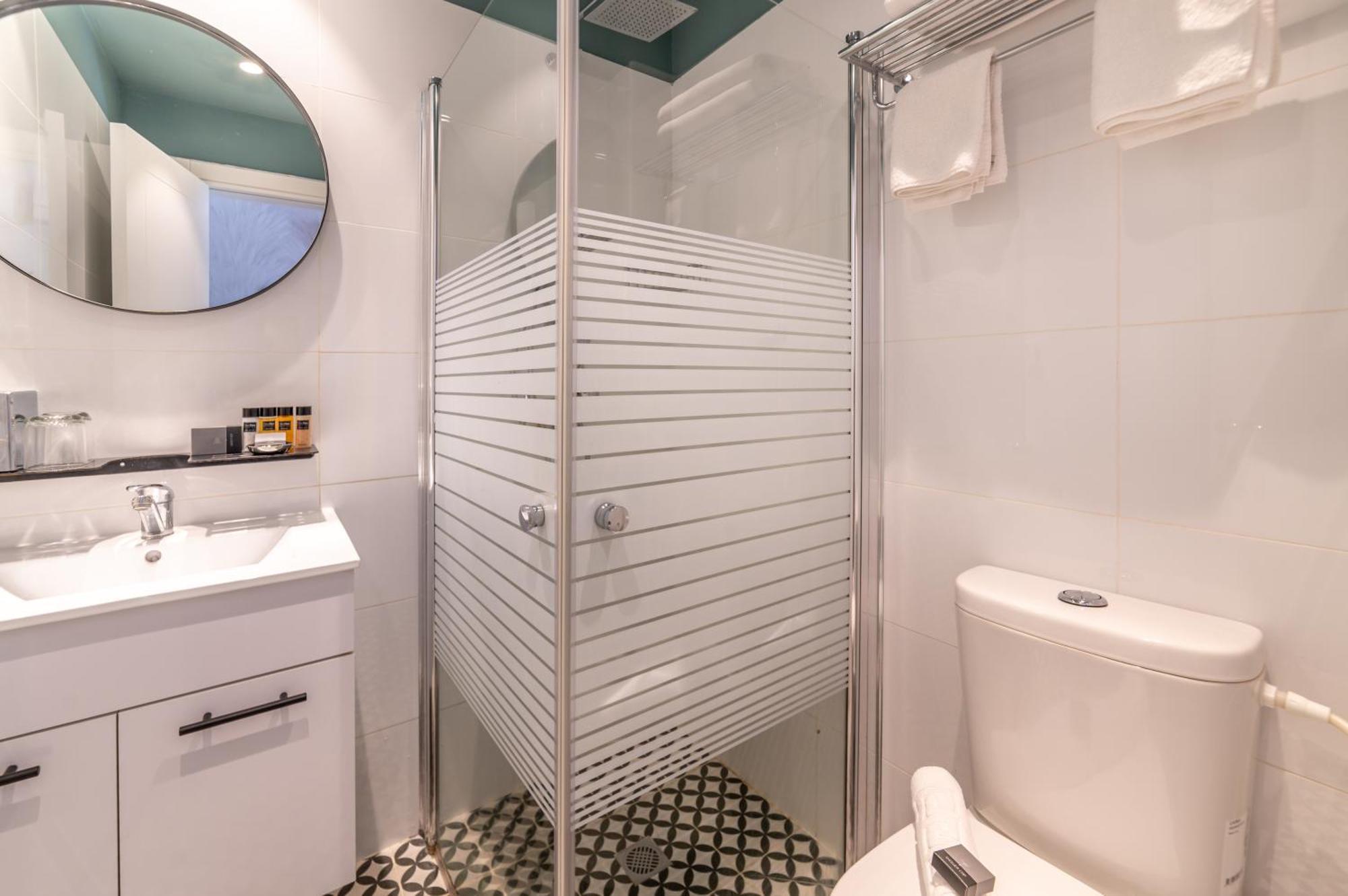 Dizengoff Garden Hotel Тель-Авив Номер фото